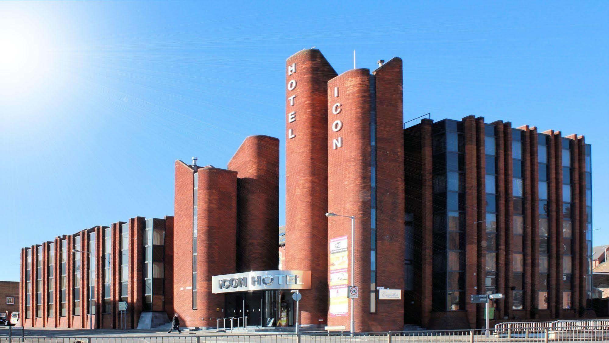Icon Hotel Luton  Exterior foto